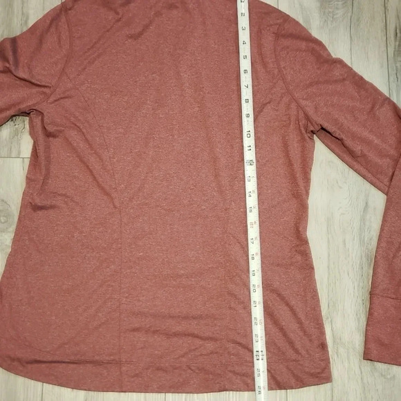 Roots Red Womans L  Full Zip Yoga/Running Jacket. - Picture 6 of 7